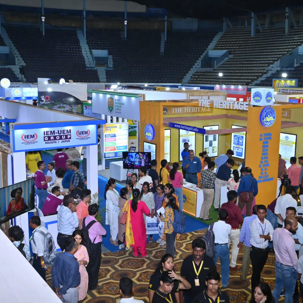 DSC_5569 - Career Planner Edu Fair Crowd at the education interface 2025